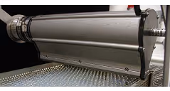 Air knife system drying pharmaceutical ampules