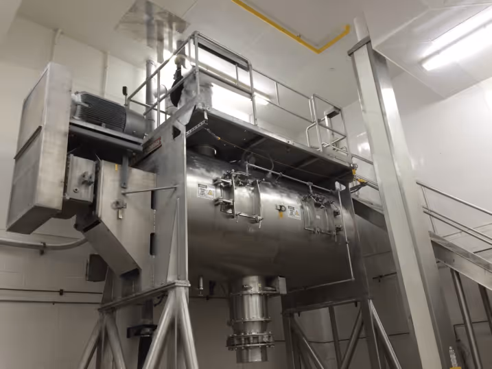 Sonic D-I-P tank dryer system for nutraceutical blending